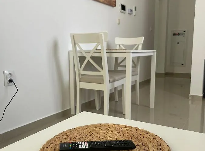 Morpheus 斯雷姆斯卡米特罗维察