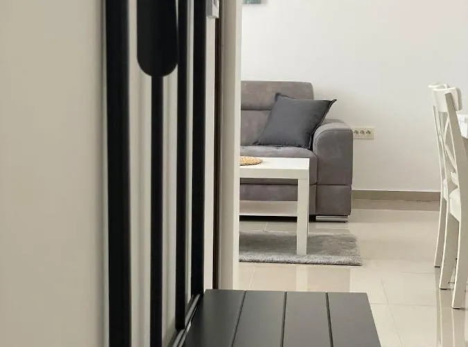 Morpheus 斯雷姆斯卡米特罗维察