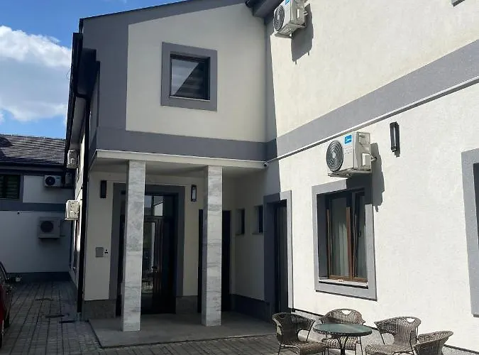 Morpheus 公寓 斯雷姆斯卡米特罗维察