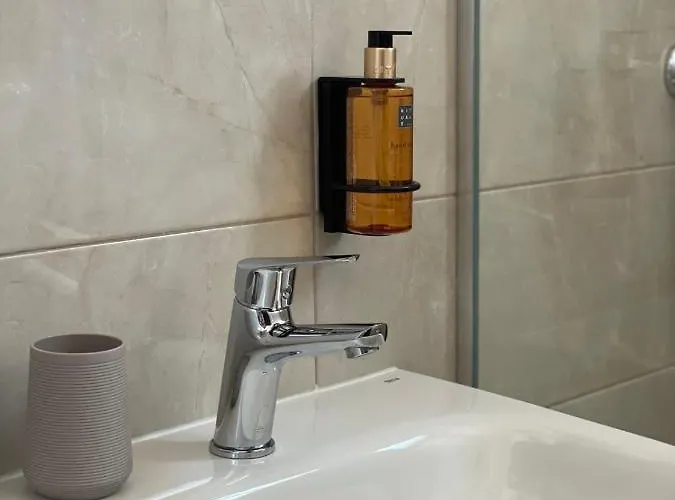 公寓 Morpheus 斯雷姆斯卡米特罗维察